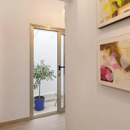 Paula Con Vistas Al Mar *